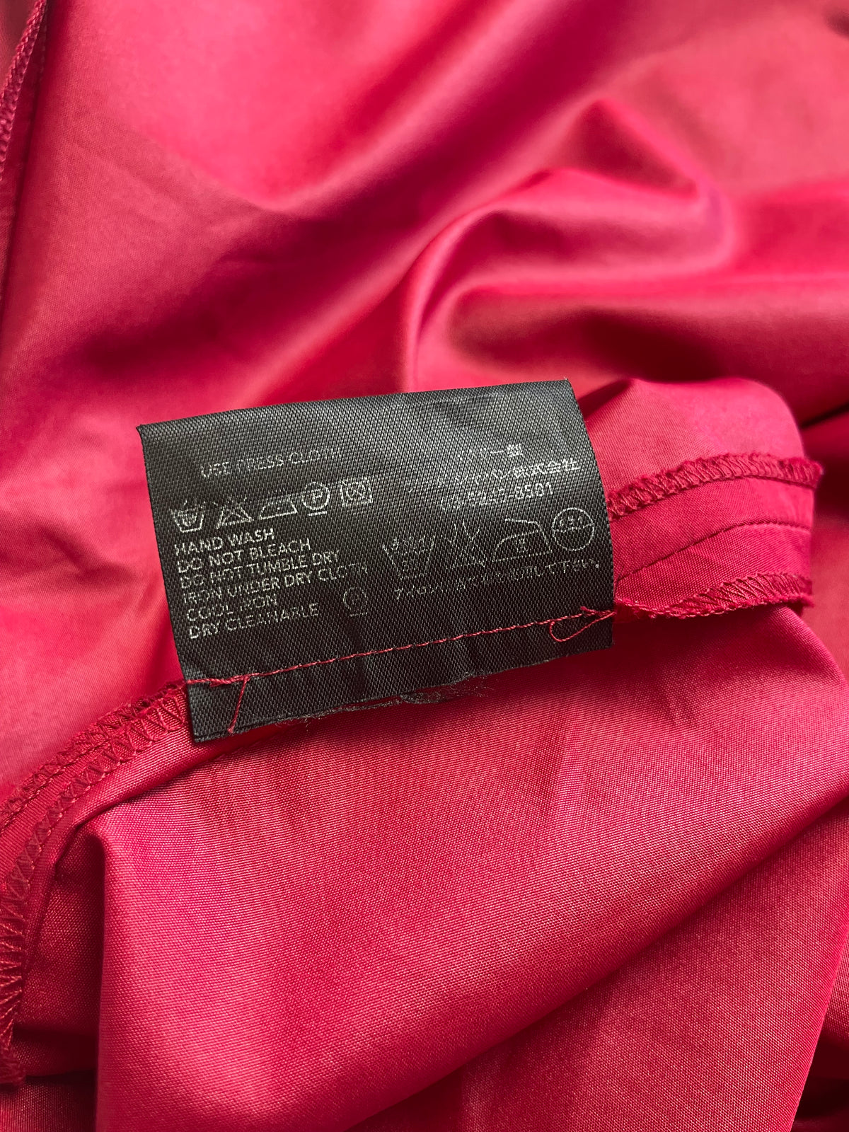 Gonna Prada in nylon