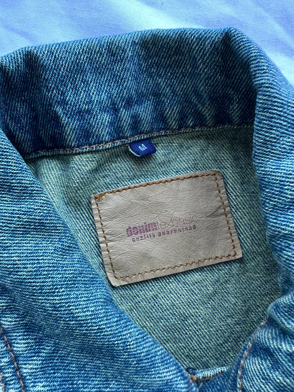 Giubbotto denim sabbiato