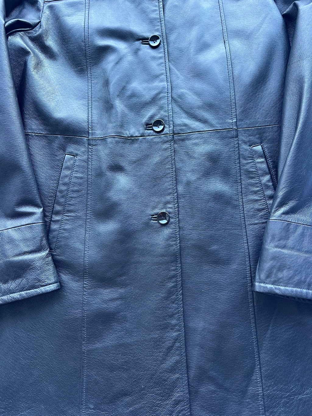 Trench in pelle