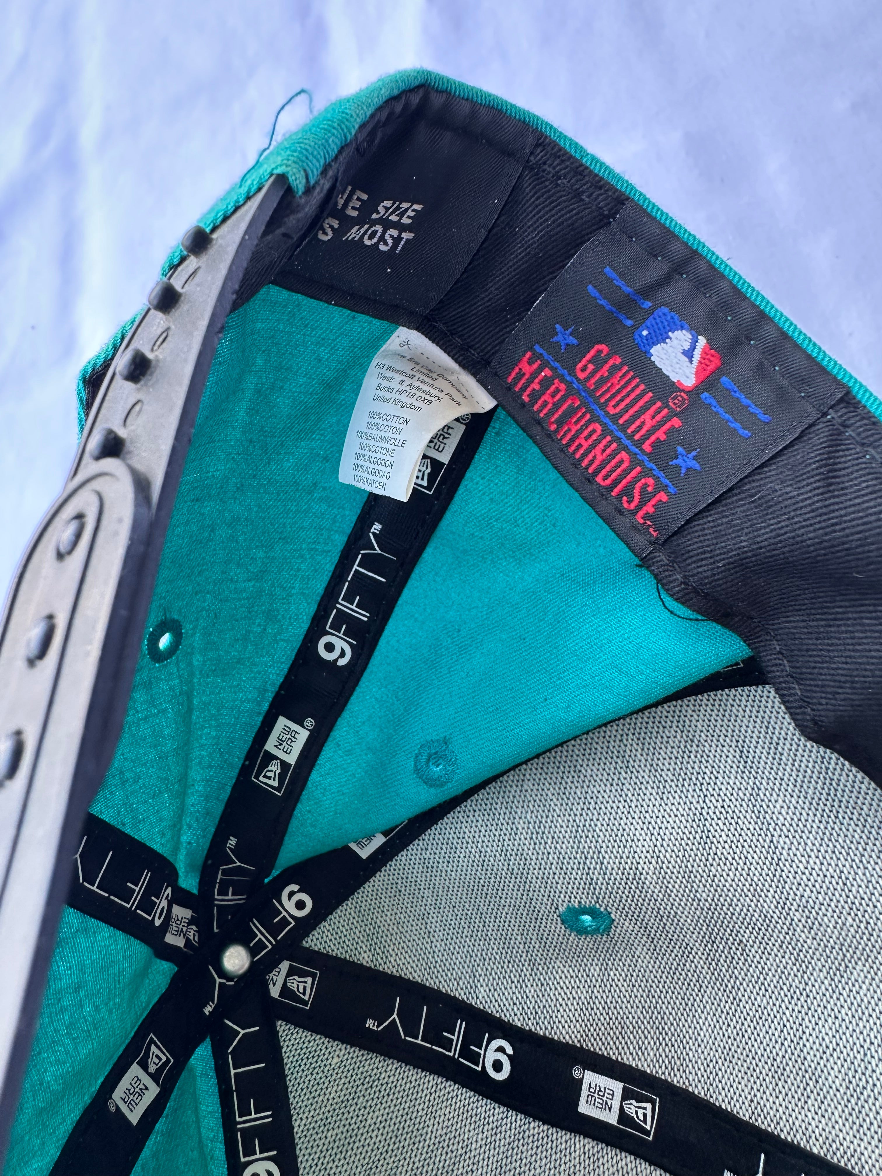 Cappello Lakers