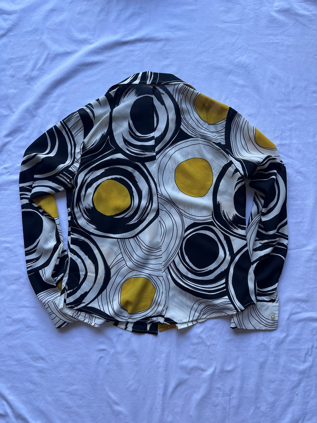 Camicia fiori a rilievo