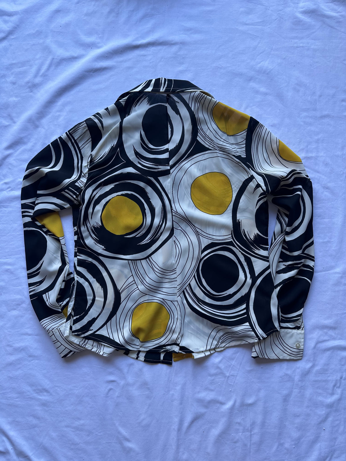 Camicia fiori a rilievo