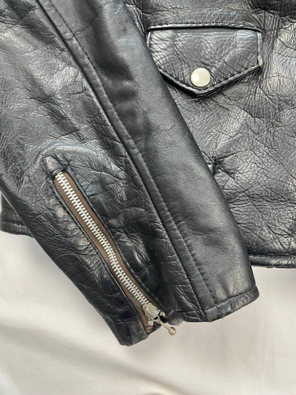 Chiodo in pelle