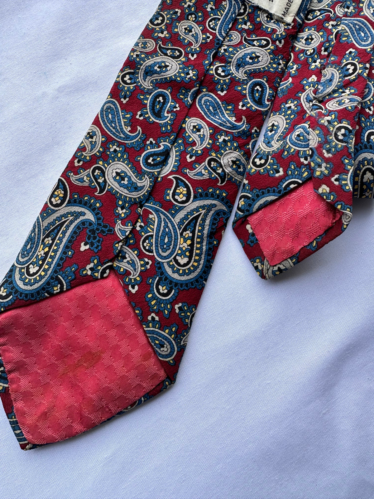 Cravatta paisley