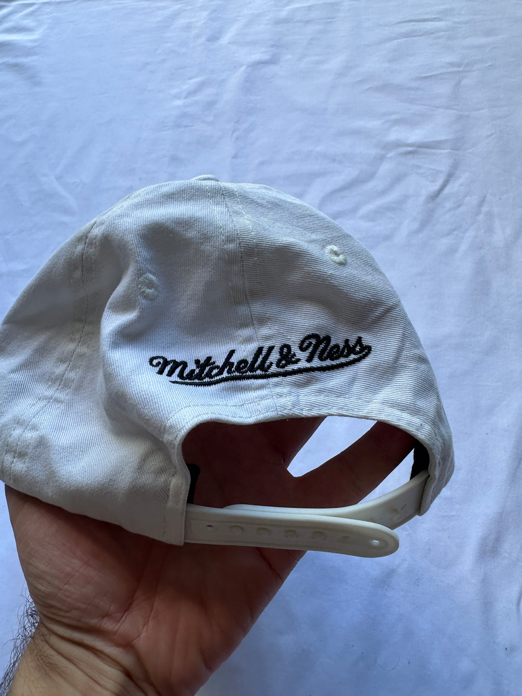 Cappello Mitchell & Ness