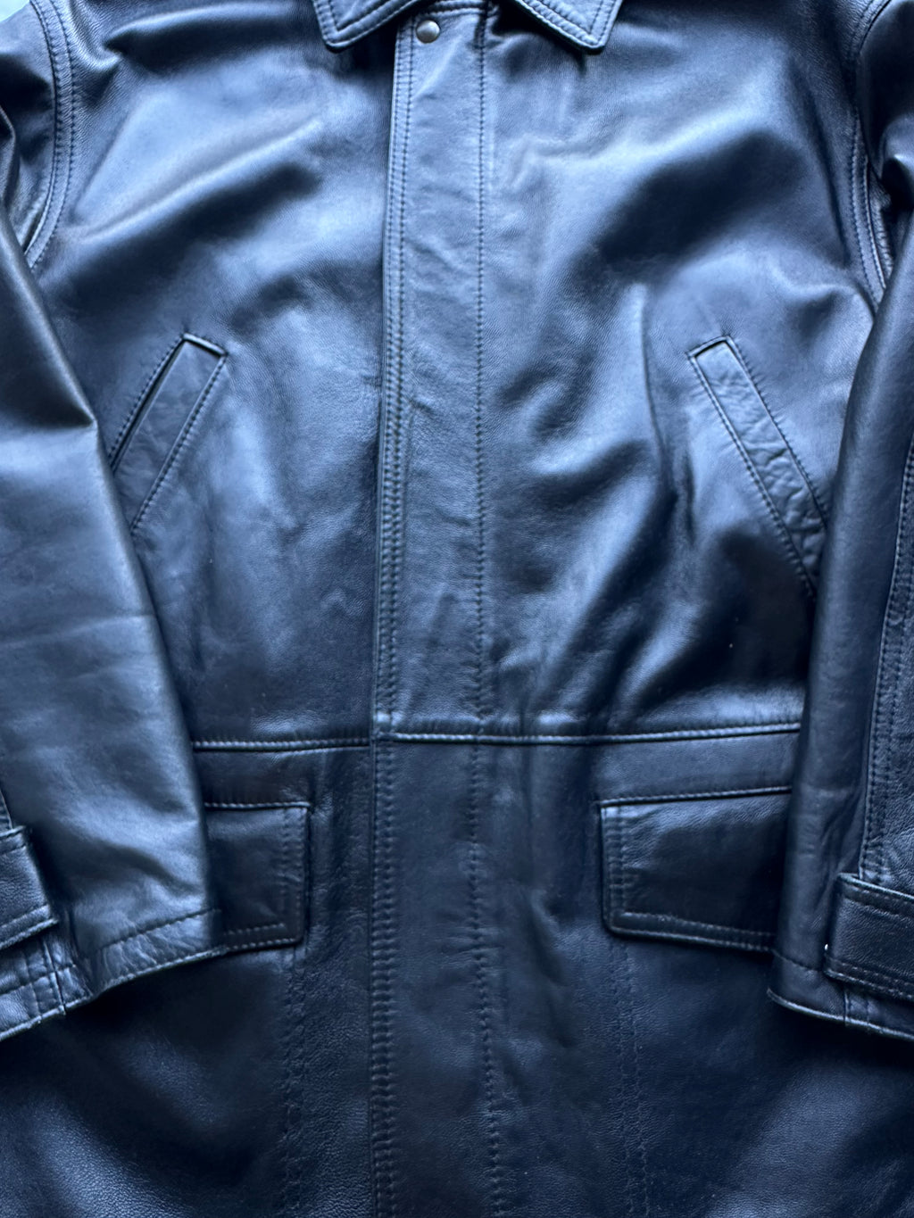 Trench in pelle