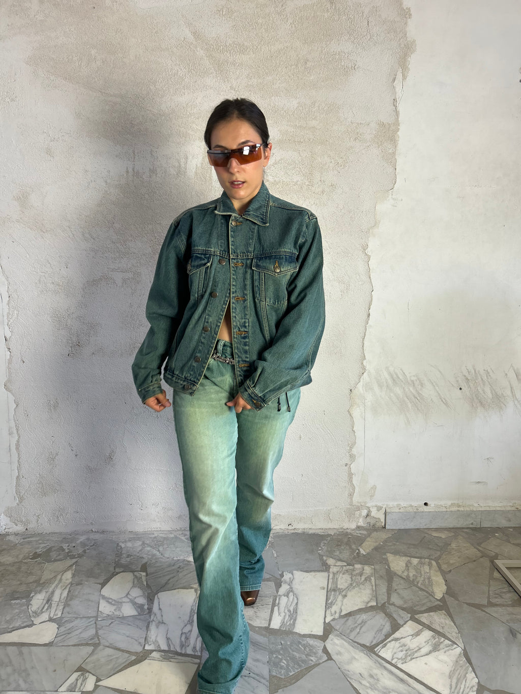 Giubbotto denim sabbiato