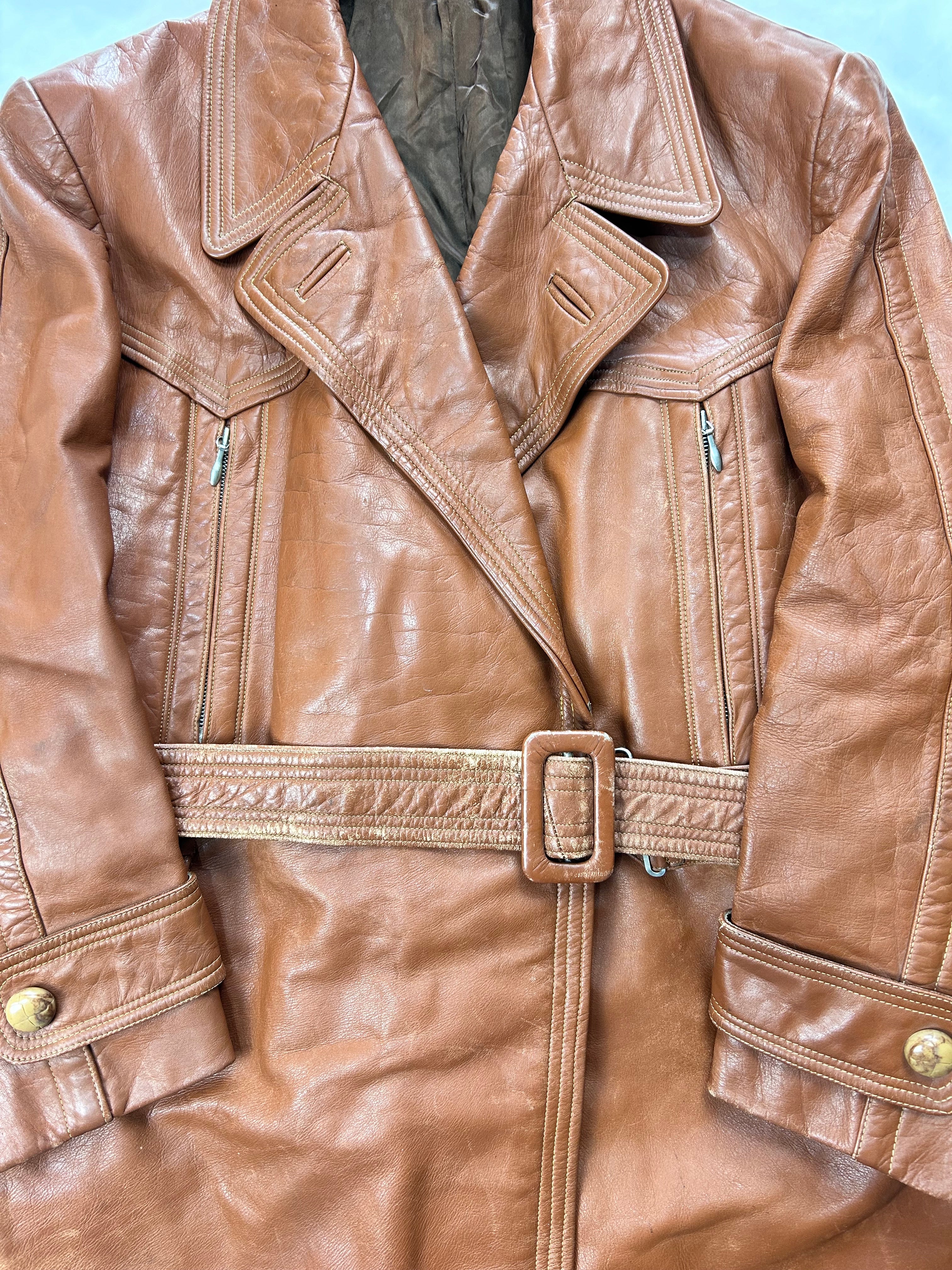 Trench in pelle