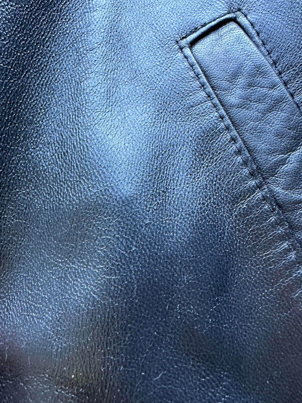 Trench in pelle