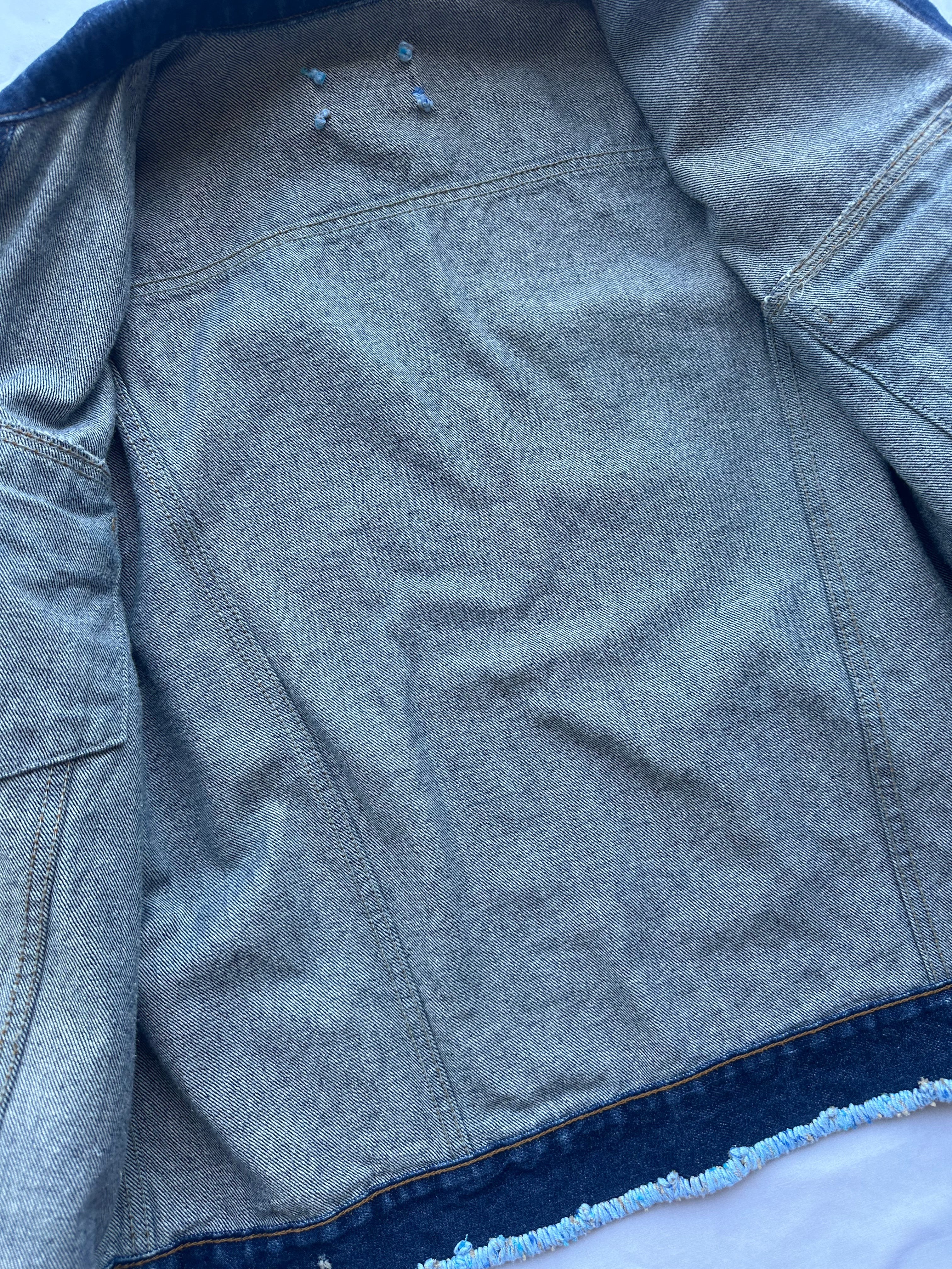 Waves of the sea jacket