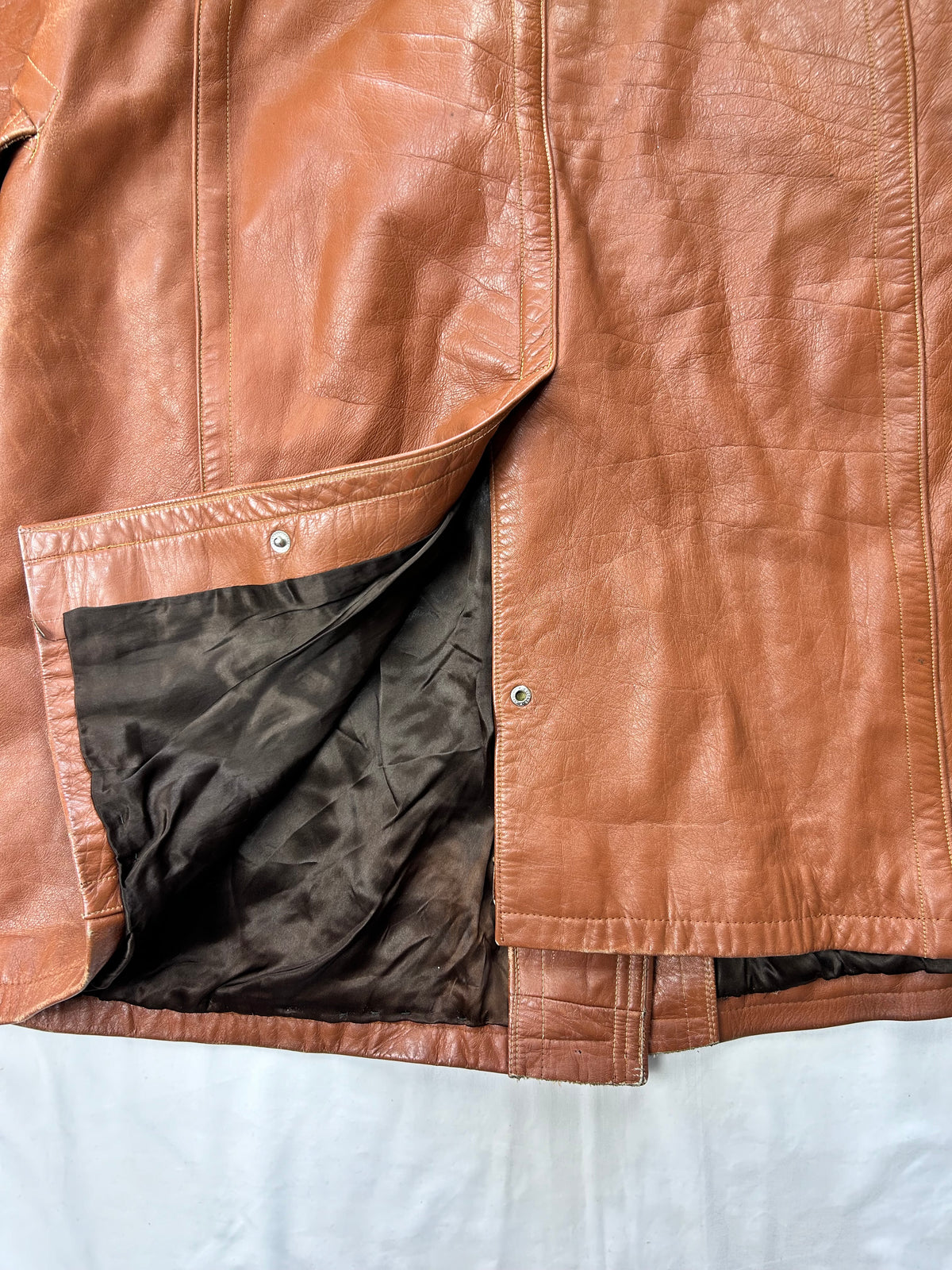 Trench in pelle