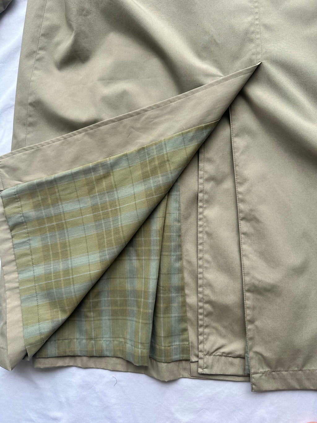 Trench Wind or Rain