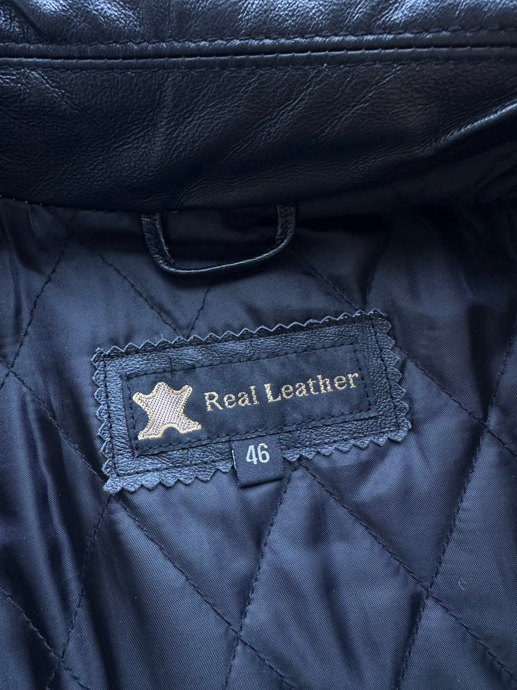 Trench in pelle