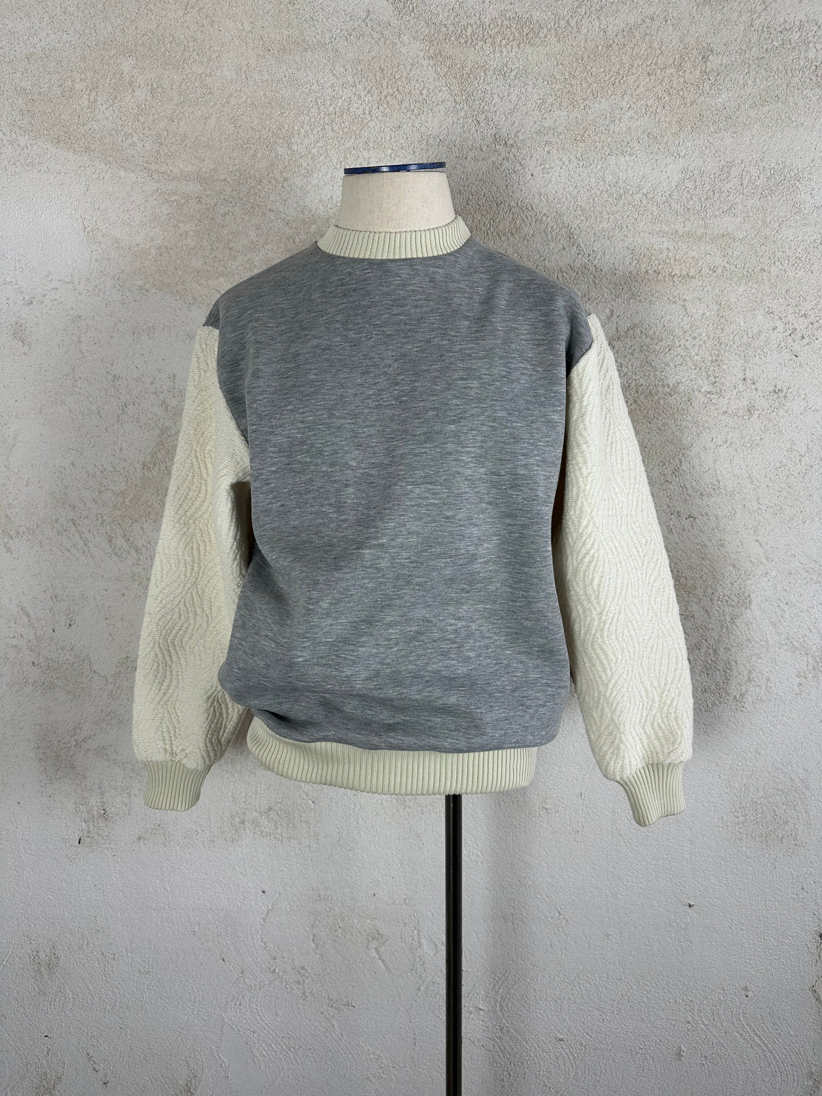 Sheep crewneck